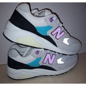 New Balance 580 - Women's 10.5 - Men's 9 - NIB